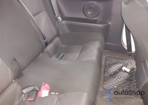 2011 Scion Tc из США, поврежденный, VIN JTKJF5C78B3006888